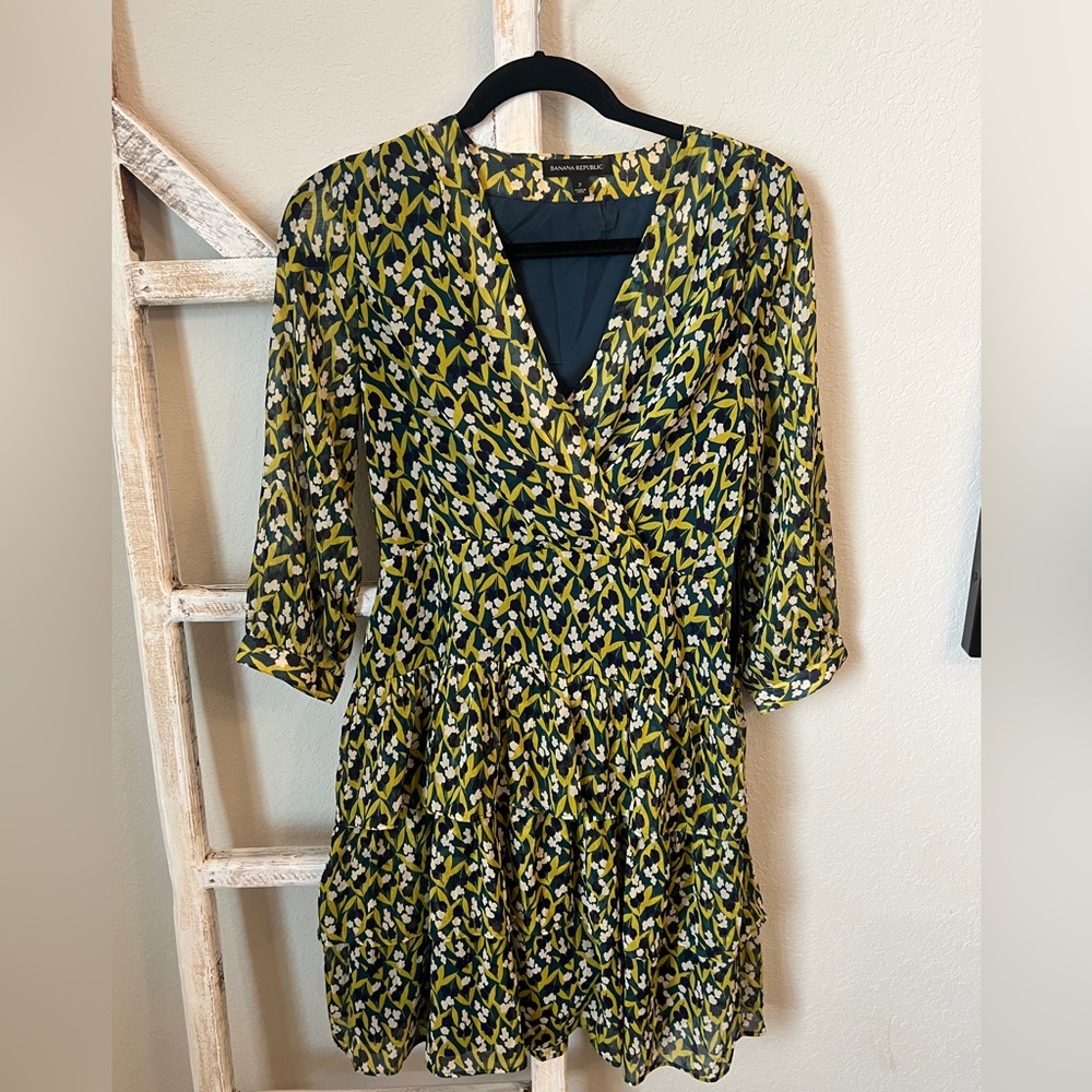 Banana Republic Long Sleeve Dress in Green and Yellow